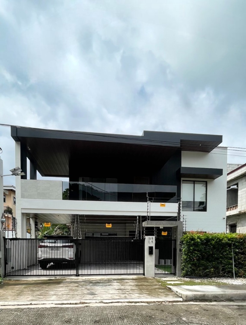 (Category: ) located in . Submitted by prime_modern_livingph (Listing ID 1402164396, Image 1). Description: .