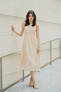 (Category: ) located in . Submitted by luxechic_sg (Listing ID 1398561285, Image 1). Description: .