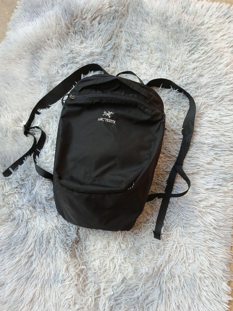 Arc'teryx Index 15 Backpack (Category: Backpacks) located in Manila. Submitted by thebrothrift (Listing ID 1402442126, Image 1). Description: Arc'teryx atom back pack✨ excellent to new condition issue: NASA picture na lahat nag details ‼️ color rate 9.9/10.