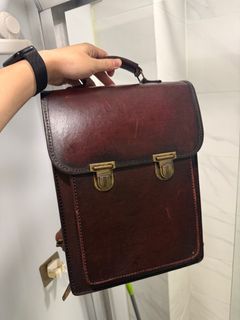 （分類：）位於 。 由 chow01234 提交（商品編號 1402322294，圖片 1）。簡介： 。