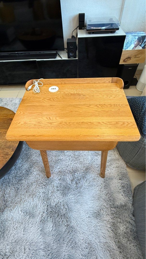 Computer Table with drawer & USB socket (Category: Other Home Furniture) located in Singapore. Submitted by wynes13 (Listing ID 1402295618, Image 2). Description: .