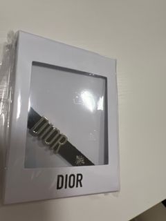 （分類：）位於 。 由 dorrrrrw 提交（商品編號 1402442500，圖片 1）。簡介： 。