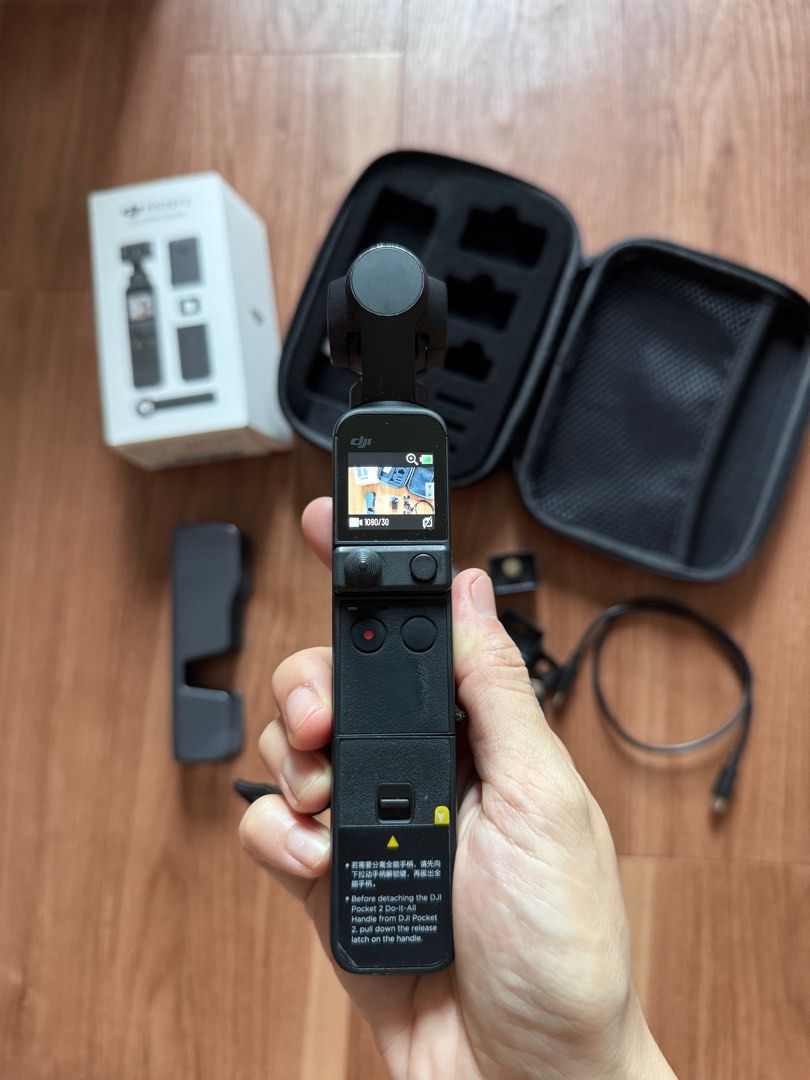 DJI Pocket 2 Creator Combo (Category: Cameras) located in Manila. Submitted by camillegan (Listing ID 1402359947, Image 2). Description: DJI Pocket 2 creator combo - includes box and original inclusions (see photos for list) - no SD card - minor scratches & wear and tear - FREEBIE: pocket 2 case with slots for SD card and accessories bought online in 2023 for PHP 26K RFS: upgraded.