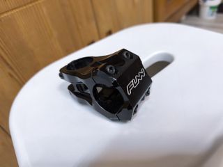 （分類：）位於 。 由 cchkiso 提交（商品編號 1402398510，圖片 1）。簡介： 。