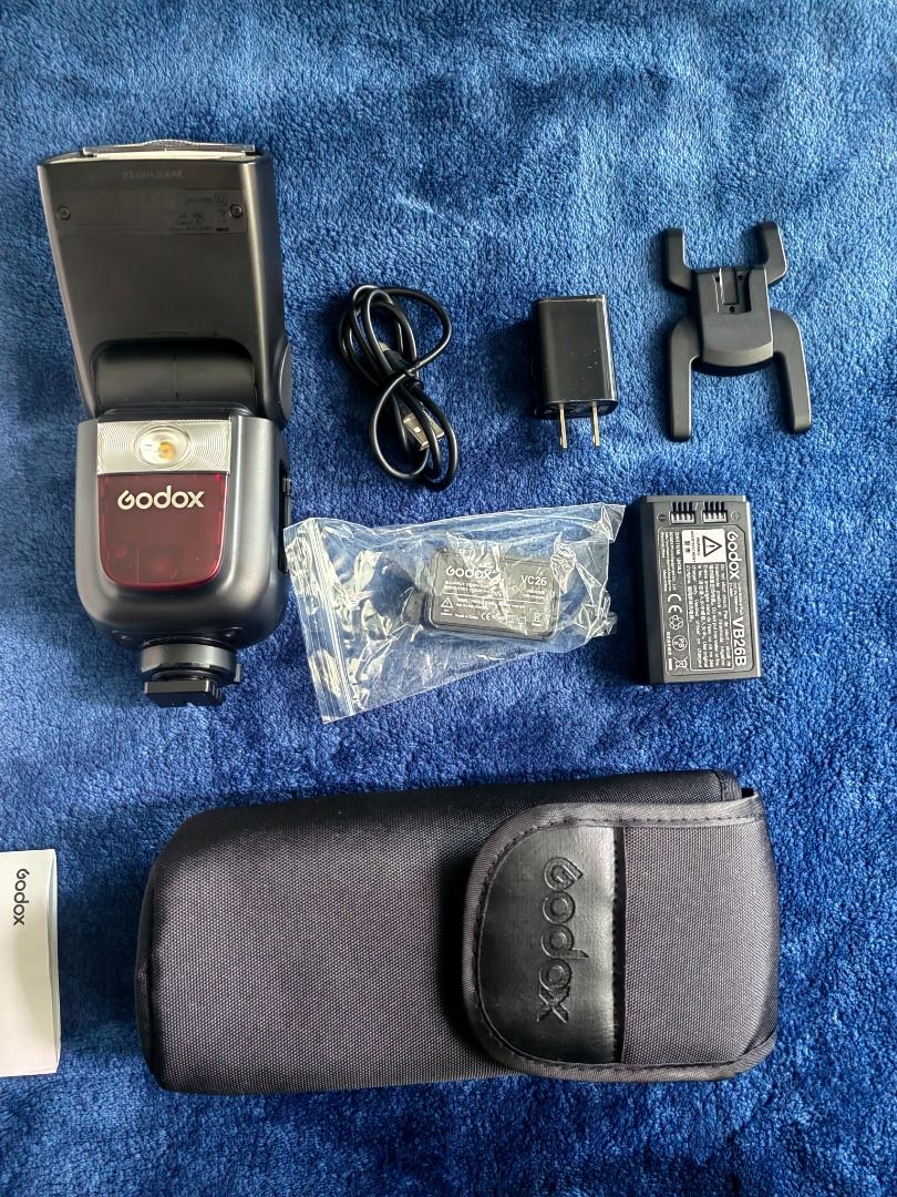 Godox V860IIIS Speedlite Flash (Category: Flashes) located in Quezon City. Submitted by paperwinkel (Listing ID 1402331078, Image 2). Description: - Godox V860IIIS Speedlite Flash - Features a clear display screen - Includes menu, zoom, and mode selection buttons - Flash head is tiltable for versatile lighting - Model number V860IIIS is printed on the flash body 9k negotiable.