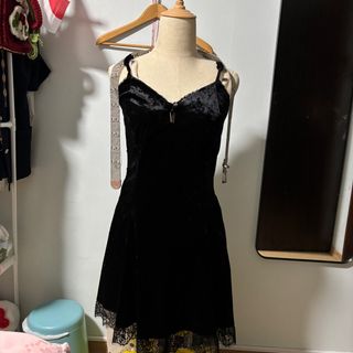 (Category: ) located in . Submitted by coquatte11 (Listing ID 1402447068, Image 1). Description: .