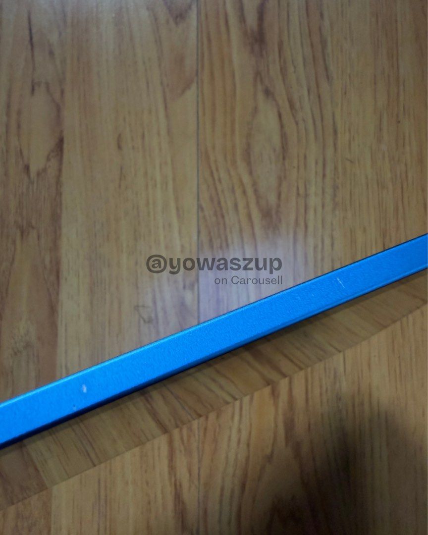 iPad 10th Generation Blue 64GB (Category: iPad) located in Tacloban City. Submitted by yowaszup (Listing ID 1402313726, Image 3). Description: iPad 10th Generation Blue 64GB Details: -Normal battery health performance -Bought last July 2024 (1 year and 4 months old) -Minimal scratches on the side due to pencil magnet (see photo) -No issues, no repairs or parts replaced -Seldomly used -Comes with original box, cable, and power brick -Wi-fi only -B