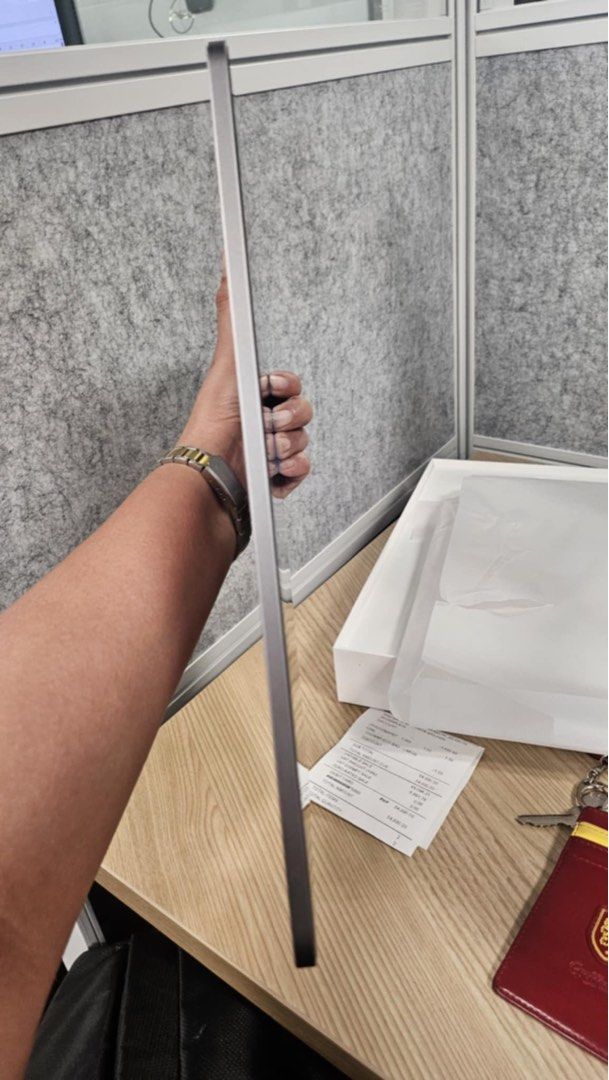 iPad Air 13-inch (M3) 128GB (Category: iPad) located in Quezon City. Submitted by riderjepoy (Listing ID 1401003787, Image 3). Description: Selling! just bought last June2025 still with warranty.