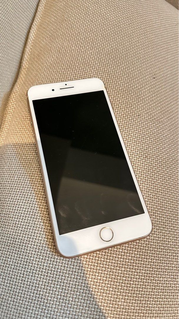 Iphone 8 plus 64gb rose gold (Category: iPhone 8 Series) located in Quezon City. Submitted by silentshopperxx (Listing ID 1402451630, Image 1). Description: Iphone 8 plus 64gb rose gold 100% all working, touch id & apple id no issue camera malinaw - Globe lock - Comes with charger Location: Quezon City (flexible meet up pls msg) .