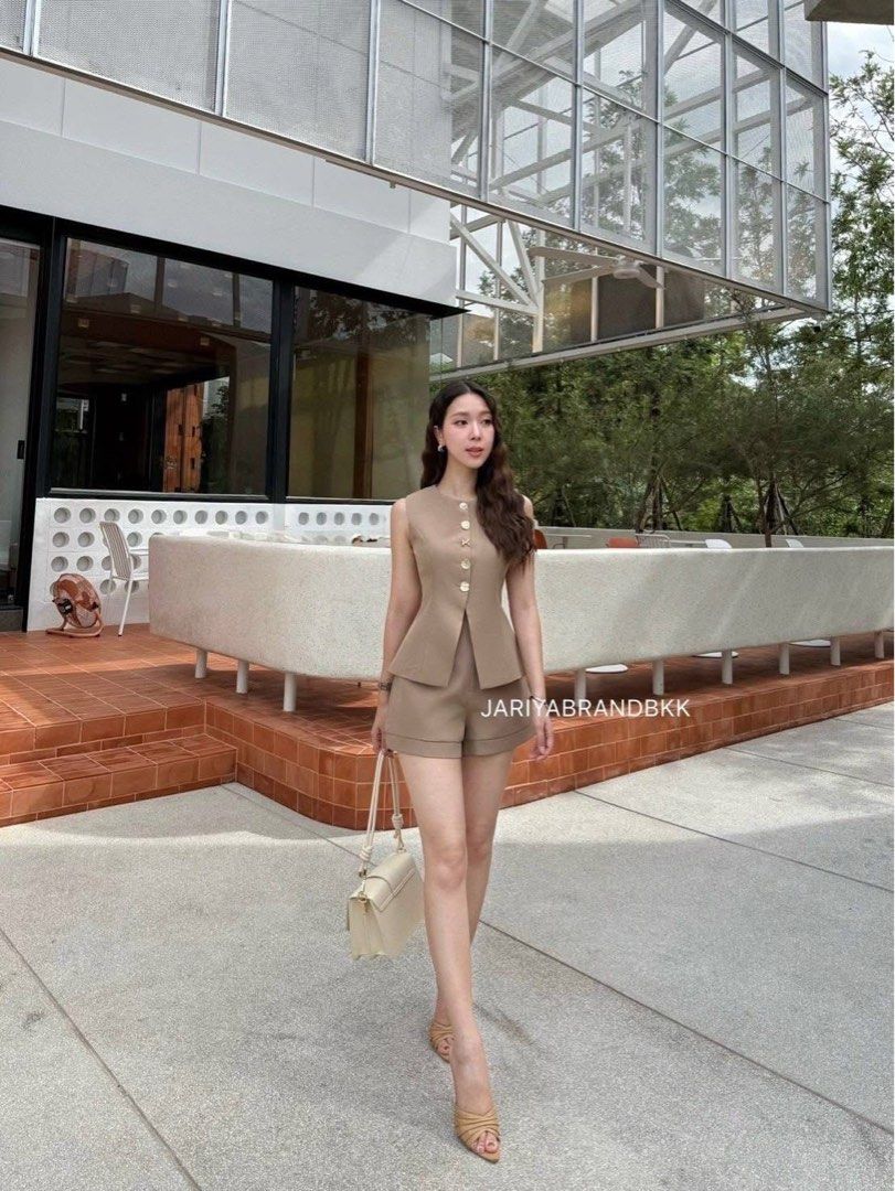 BKK Jariya Vest Shorts Set (Category: Sets or Coordinates) located in Paranaque City. Submitted by 1stofmay.ph (Listing ID 1402423467, Image 2). Description: Thailand Premium Items 🇹🇭 Vest Shorts Set Brand: Jariya Brand New Color: Mocha Size: Large PH On Hand Ready to Ship First to pay Basis (No Reservations) All sales are final (NO Return, NO Refund Policy) Cash on Delivery (COD) is not available. All orders must be paid in full at the time of