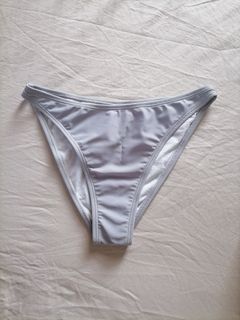 (Category: ) located in . Submitted by alytn (Listing ID 1402328223, Image 1). Description: .