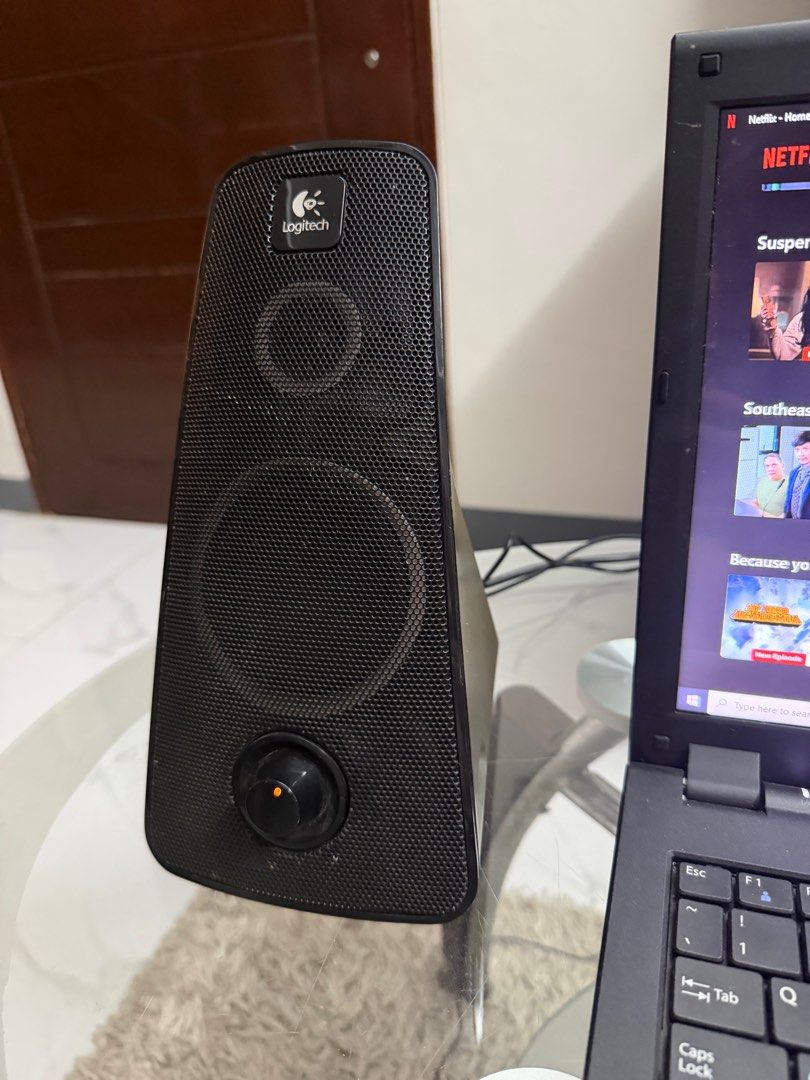 Logitech Z520 Speaker System (Category: Soundbars, Speakers & Amplifiers) located in Bulacan. Submitted by mysticdeer.6d7f47 (Listing ID 1402454299, Image 3). Description: Loud speaker 220V .