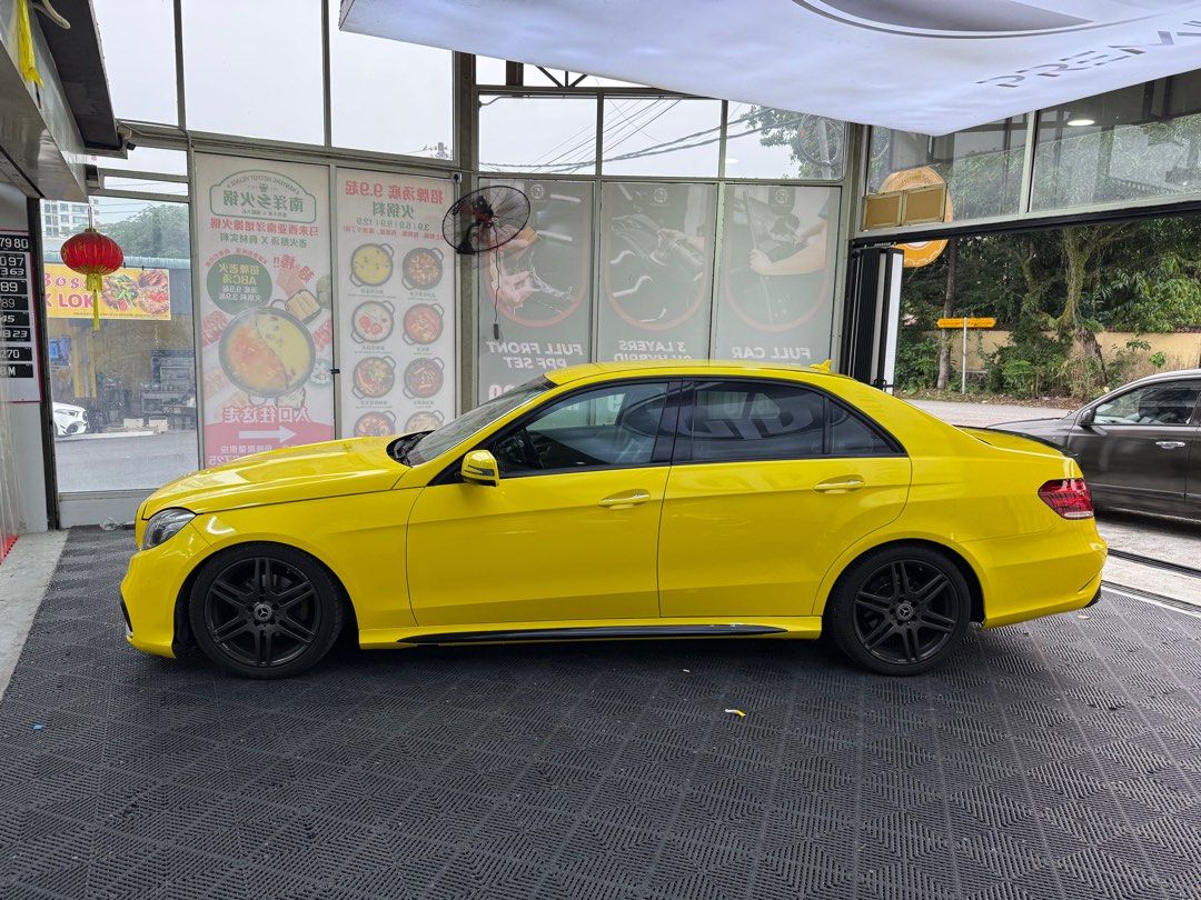 Mercedes-Benz E-Class Saloon E200 CGI (A) (Category: Used Cars) located in Singapore. Submitted by gk5308 (Listing ID 1344152928, Image 2). Description: AMG body kit. Android head unit. Road tax until June 2025..