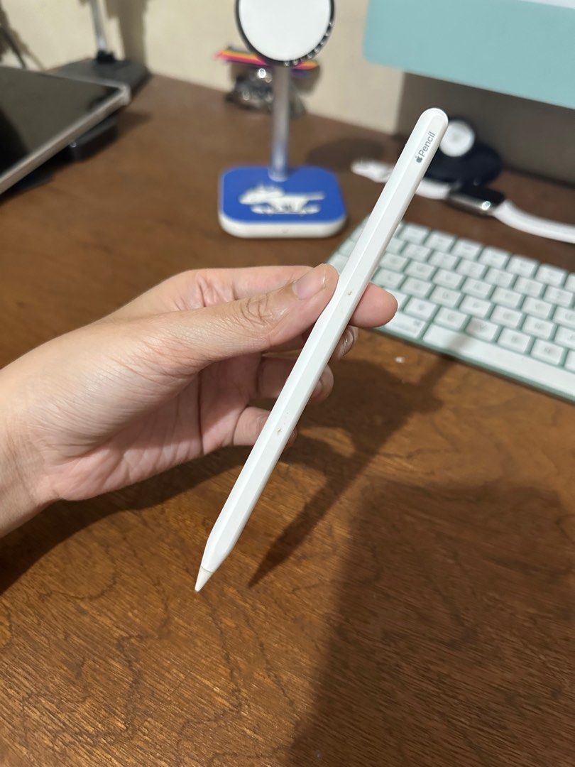 Original Apple Pencil 2 / 2nd generation FIXED PRICE (Category: Other Mobile & Gadget Accessories) located in Manila. Submitted by razelysonn (Listing ID 1402385429, Image 1). Description: FIXED PRICE - side by side posted - in great working condition Location : Binondo Manila .