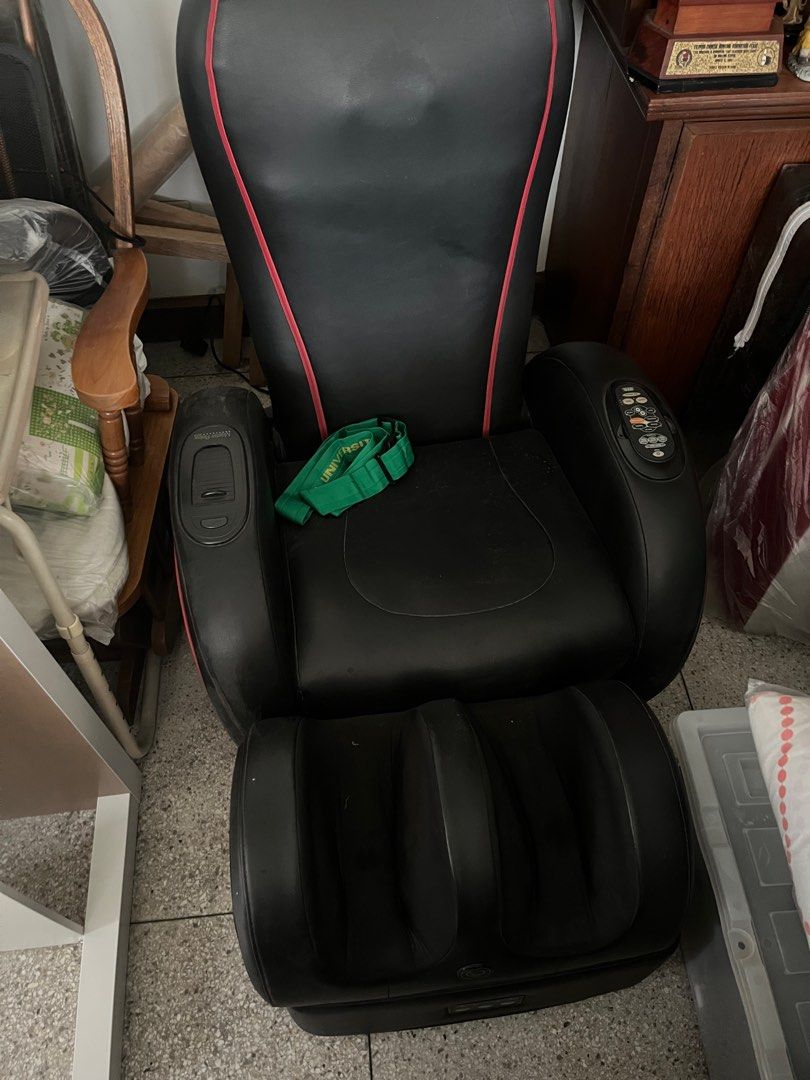 OTO Massage Chair (Category: Massage Devices) located in Manila. Submitted by ny5skhr4vb08531 (Listing ID 1402428428, Image 2). Description: For sale massage chair Good working po Nakastambay nln .