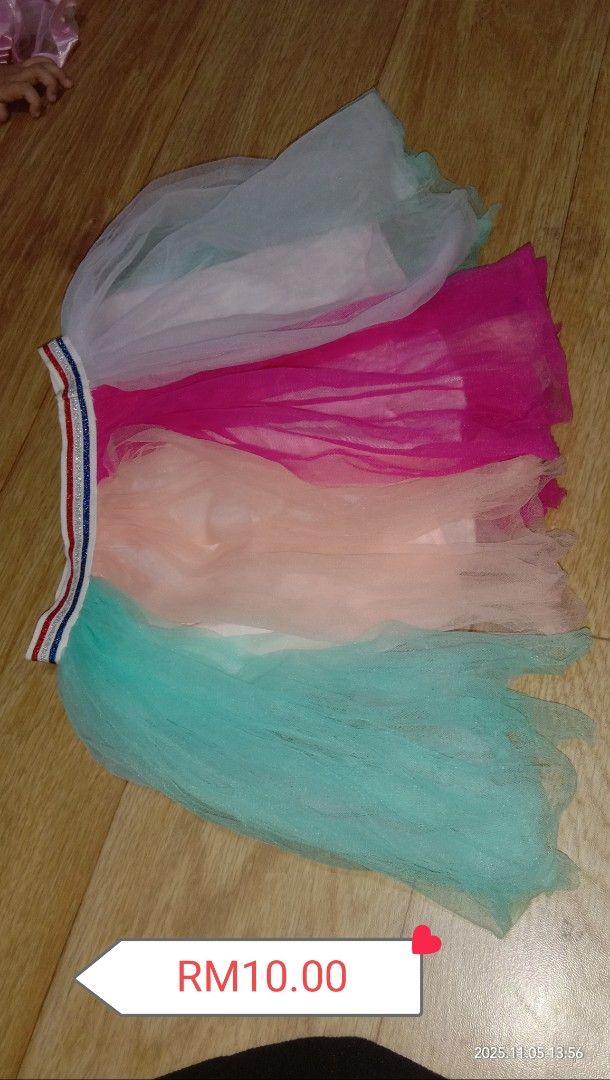 Rainbow Tulle Skirt (Category: Skirts) located in Kuala Lumpur. Submitted by safedragon-41b9 (Listing ID 1402360546, Image 1). Description: •Tolong iklan kan kawan punya... •Harga tidak termasuk pos... •sesuai untuk umur 5-7tahun.