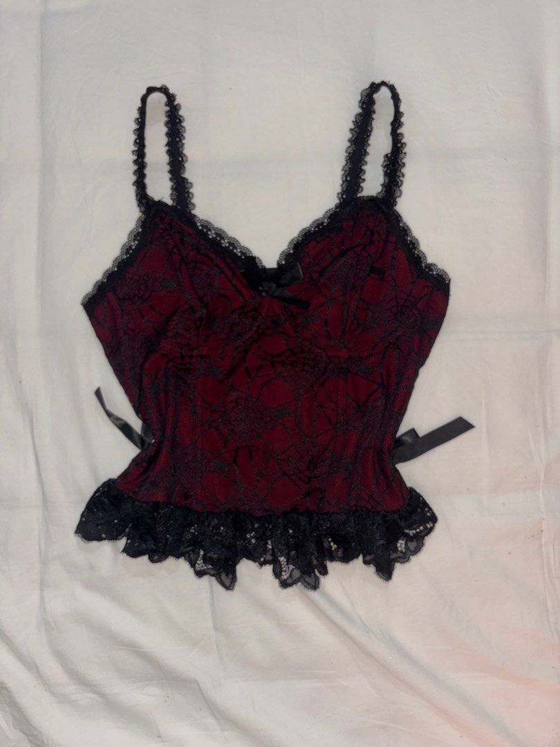 Red and Black Lace Camisole (Category: Sleeveless) located in Muntinlupa City. Submitted by bobateaaa9 (Listing ID 1402365469, Image 1). Description: - never used .
