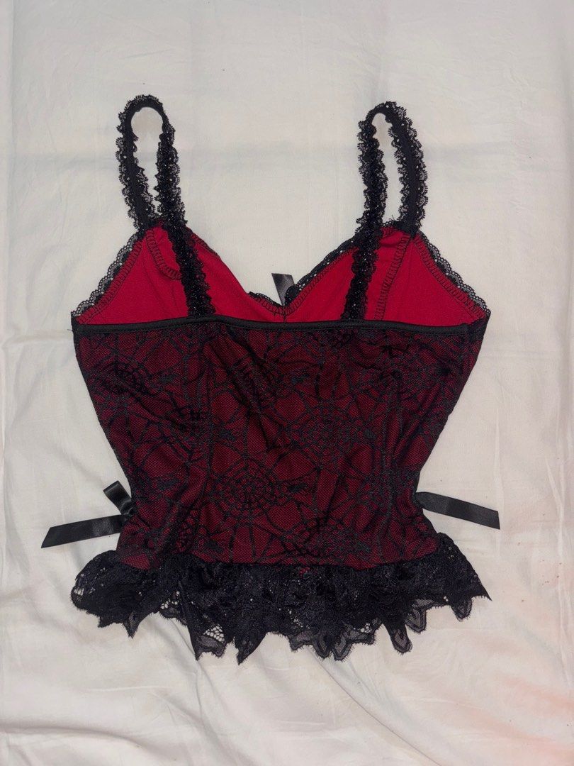Red and Black Lace Camisole (Category: Sleeveless) located in Muntinlupa City. Submitted by bobateaaa9 (Listing ID 1402365469, Image 2). Description: - never used .