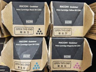 （分類：）位於 。 由 startupco1027 提交（商品編號 1402346100，圖片 1）。簡介： 。