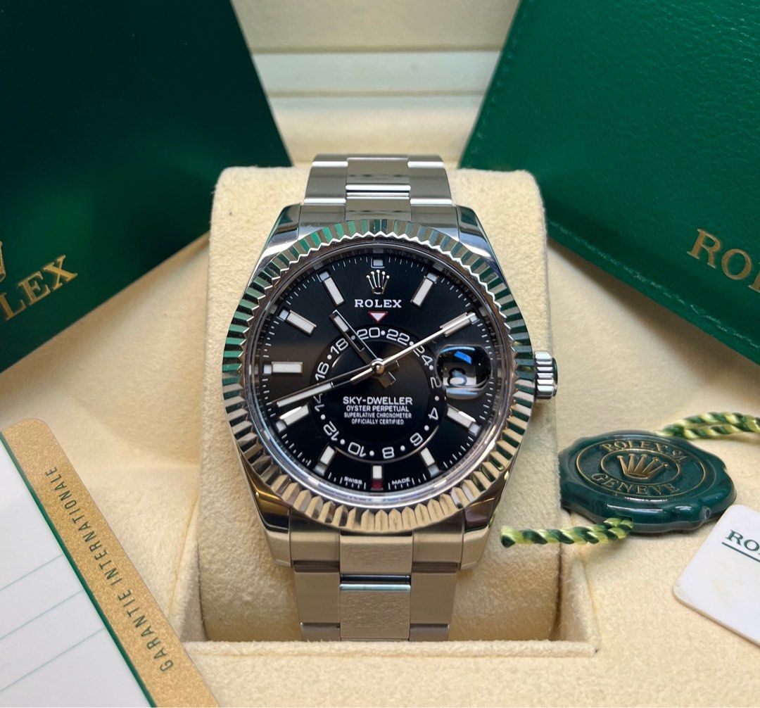 Rolex Sky-Dweller Black Dial | 2017 (Category: Luxury Watches) located in Muntinlupa City. Submitted by carlos_g (Listing ID 1402390416, Image 1). Description: Rolex Sky-Dweller Black Dial | 2017 Ref: 326934 | Oyster Bracelet Condition: 9.5/10 Complete Set Loc: Meetups available upon request Php 850k negotiable Always open for authentication 🤝 850k negotiable .
