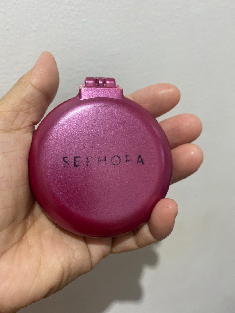 Sephora Compact Mirror and Brush (Category: Makeup) located in Muntinlupa City. Submitted by myprelovedcollectibles (Listing ID 1402378429, Image 3). Description: .