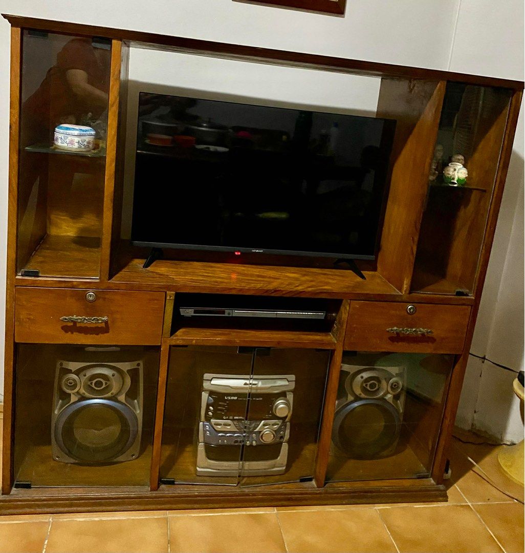 Solid Narra TV Stand (Fits 32 Inch TV) (Category: Soundbars, Speakers & Amplifiers) located in Manila. Submitted by pau_lus (Listing ID 1402431354, Image 1). Description: Solid Narra Width 17 inches Length 51 inches Height 49 inches.