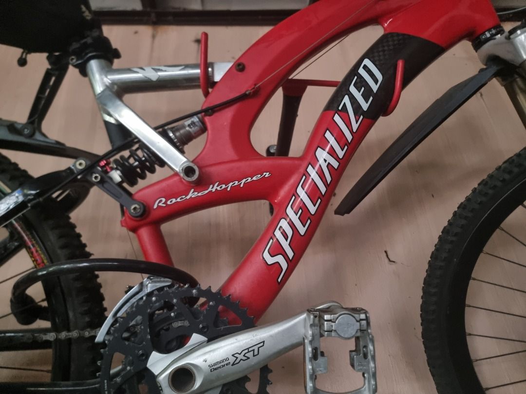 Specialized MTB Carbon Fullsus (Category: Bicycles) located in Manila. Submitted by jake.jake6 (Listing ID 1402402474, Image 2). Description: SPECIALIZED Full suspension Carbon Fibre Rockhopper brake discs hydraulic. PHP300k bought and inside village lng used. Cannot bike anymore due to ankle fracture. Nego pa esp if kunin agad. All Shimano cranks, levers, shifter etc. .