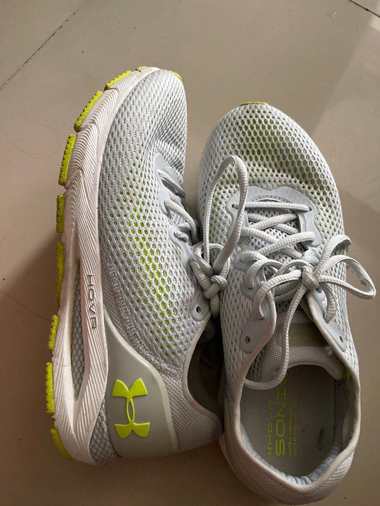 Under Armour HOVR Sonic 4 running shoe (Category: Sneakers) located in Quezon City. Submitted by needs4less (Listing ID 1402301051, Image 2). Description: .