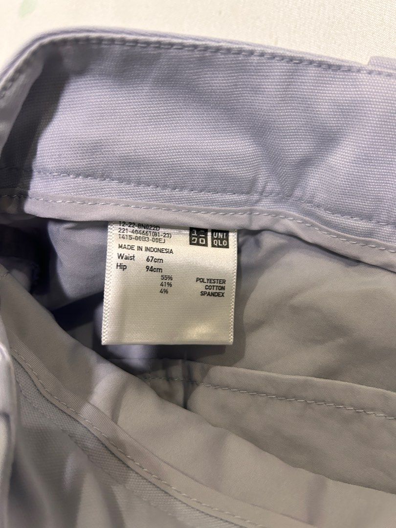 Uniqlo cigarette pants (Category: Other Bottoms) located in Binan City. Submitted by bellashops (Listing ID 1402466731, Image 2). Description: .