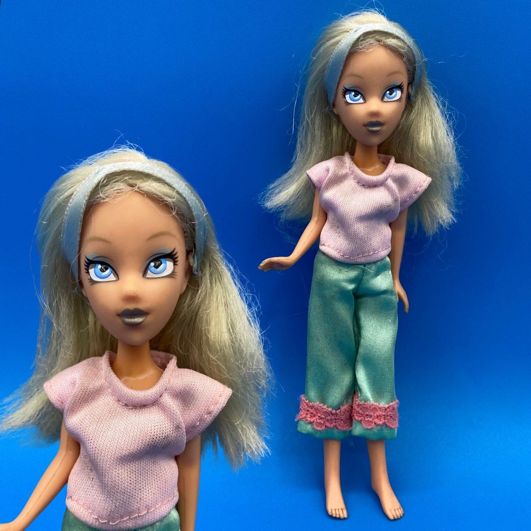 W.I.T.C.H. Cornelia Hale Doll (Category: Figurines & Statues) located in Cabuyao City. Submitted by sns.ph (Listing ID 1402301330, Image 1). Description: 🏷️ Last price posted! 📩 Feel free to message for more details. 📍LOC: Laguna 🧾 MOP: GCash, Maya, RCBC 📦 MOD: J&T and Lalamove (at buyer’s expense).