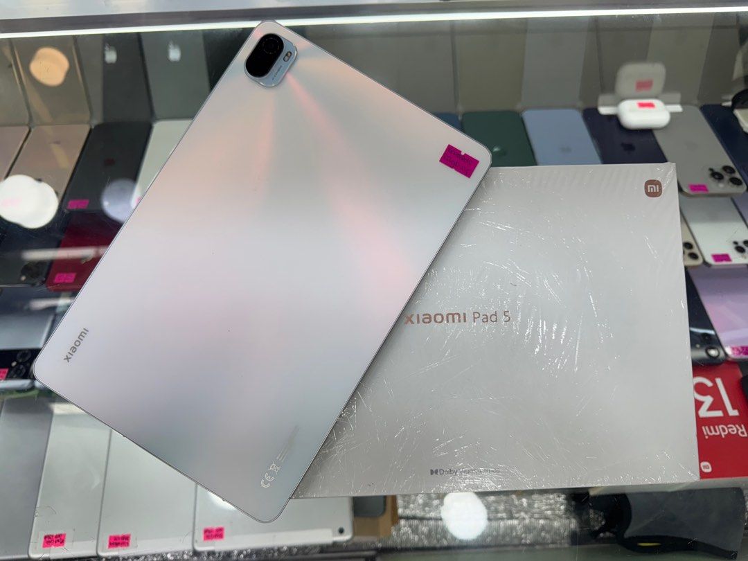 XIOAMI PAD 5 256GB WIFI SILVER (Category: Android) located in Pasig City. Submitted by lianheart2020 (Listing ID 1402405582, Image 1). Description: FOR SALE‼️‼️ XIOAMI PAD 5‼️‼️ 256GB WIFI SILVER 💯 SMOOTH 💯 NO SCRATCH NO ISSUE CHECK ALL YOU WANT COMPLETE WITH ORIGINAL PACKAGE PM ONLY WE ACCEPT COD WE ACCEPT TRADE IN AT GREENHILLS SHOPPING CENTER 09171104286.