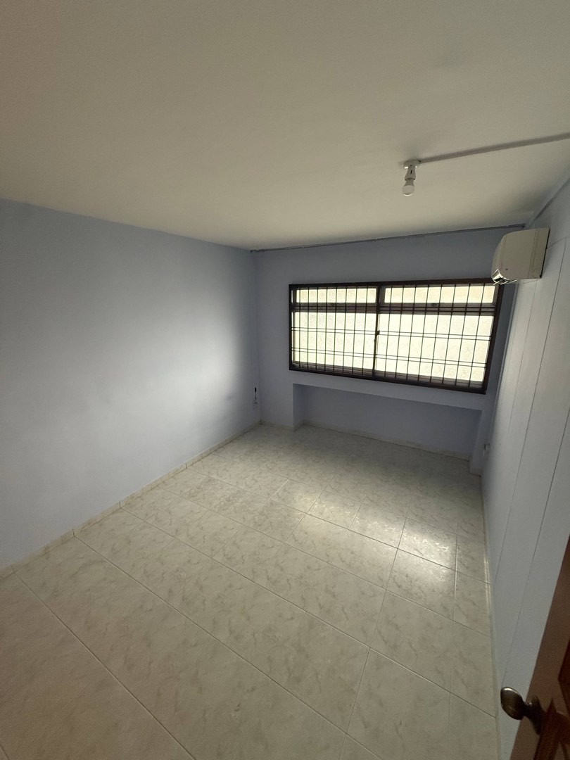 (Category: ) located in . Submitted by bellz7 (Listing ID 1402619193, Image 1). Description: .