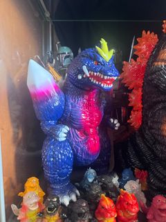 （分類：）位於 。 由 sofubiguy 提交（商品編號 1402622654，圖片 1）。簡介： 。