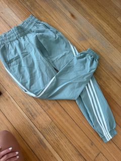 (Category: ) located in . Submitted by apizzle (Listing ID 1402525761, Image 1). Description: .