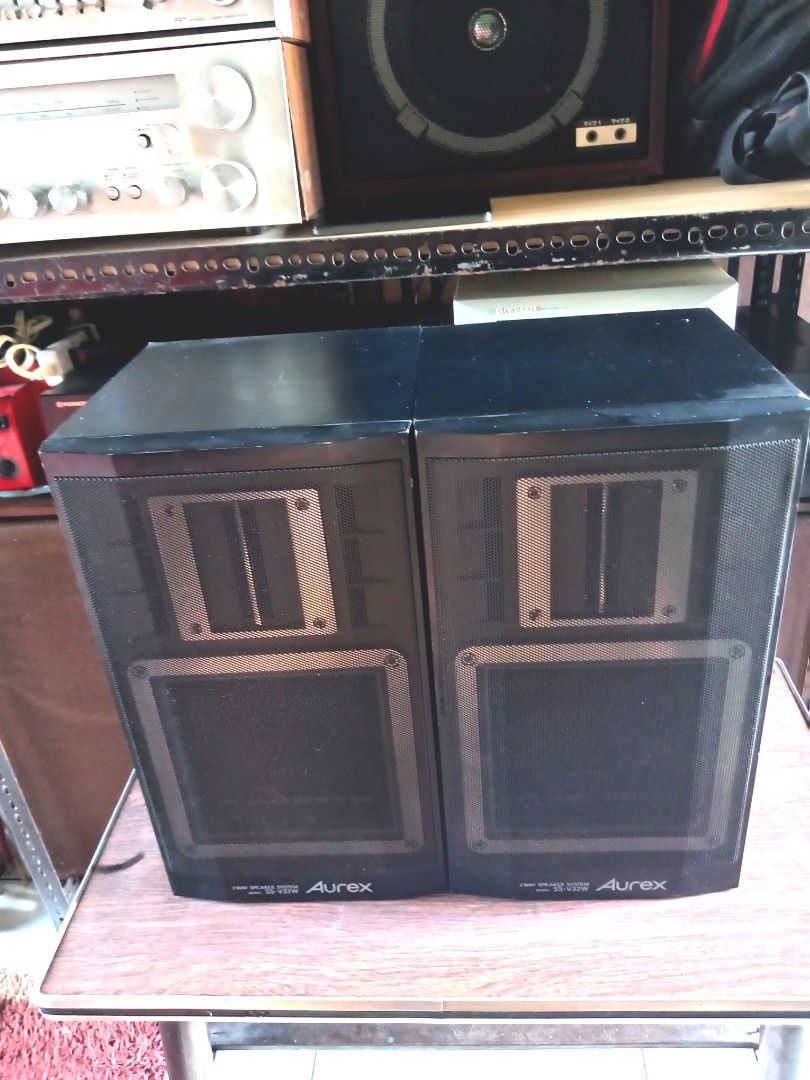 Aurex speaker (Category: Soundbars, Speakers & Amplifiers) located in Manila. Submitted by josephzila93964 (Listing ID 1402494027, Image 2). Description: For sale Aurex/ Hitachi Php. 1,500 Aurex/ Hitachi speaker SS-V32W 90w + 90w 6 ohms Bookshelves Ribbon type tweeter powerful speaker Very nice sound Used from Japan 🇯🇵.