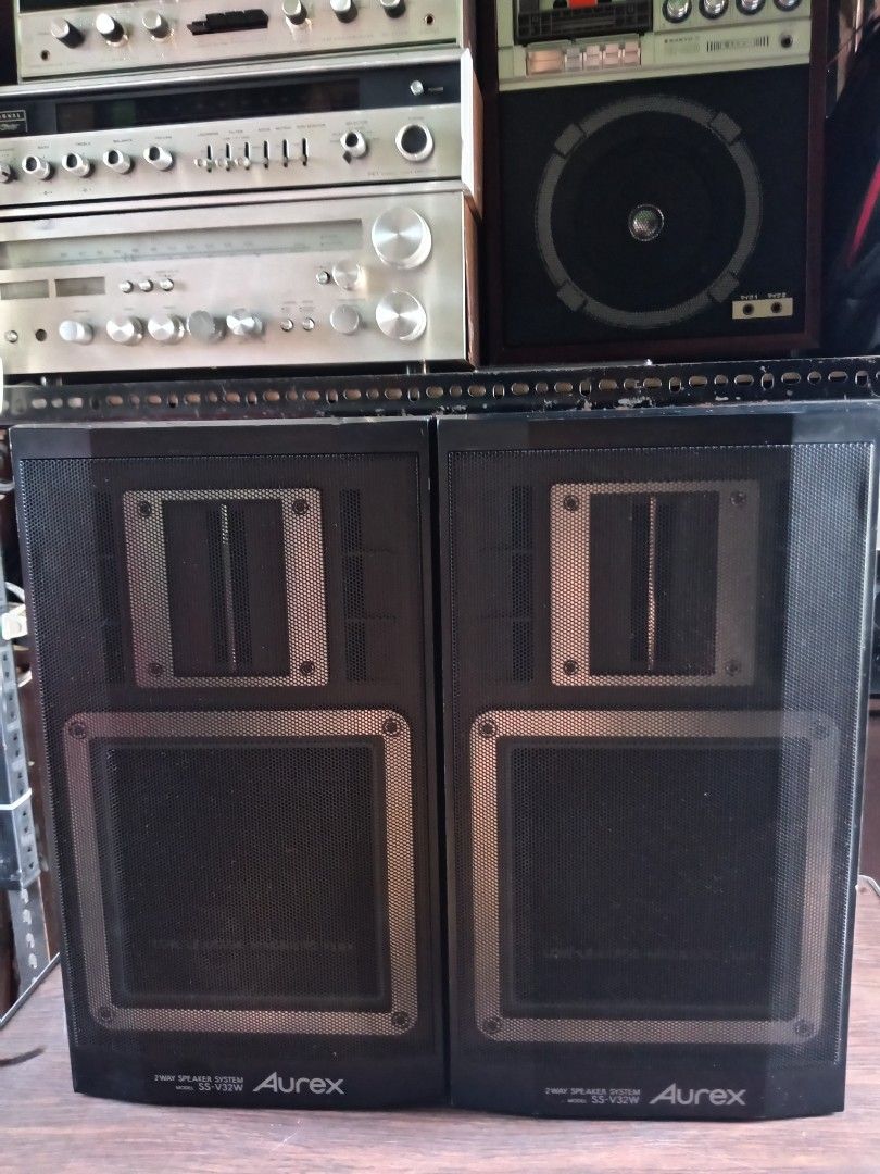 Aurex speaker (Category: Soundbars, Speakers & Amplifiers) located in Manila. Submitted by josephzila93964 (Listing ID 1402494027, Image 1). Description: For sale Aurex/ Hitachi Php. 1,500 Aurex/ Hitachi speaker SS-V32W 90w + 90w 6 ohms Bookshelves Ribbon type tweeter powerful speaker Very nice sound Used from Japan 🇯🇵.