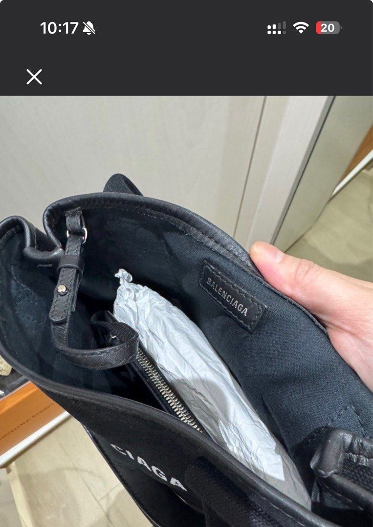 Balenciaga Navy Cabas S Tote Bag (Category: Luxury Bags & Wallets) located in Cainta. Submitted by jessicamaegalang (Listing ID 1402493552, Image 3). Description: .