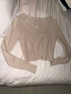 (Category: ) located in . Submitted by sharon_ysl (Listing ID 1402620799, Image 1). Description: .