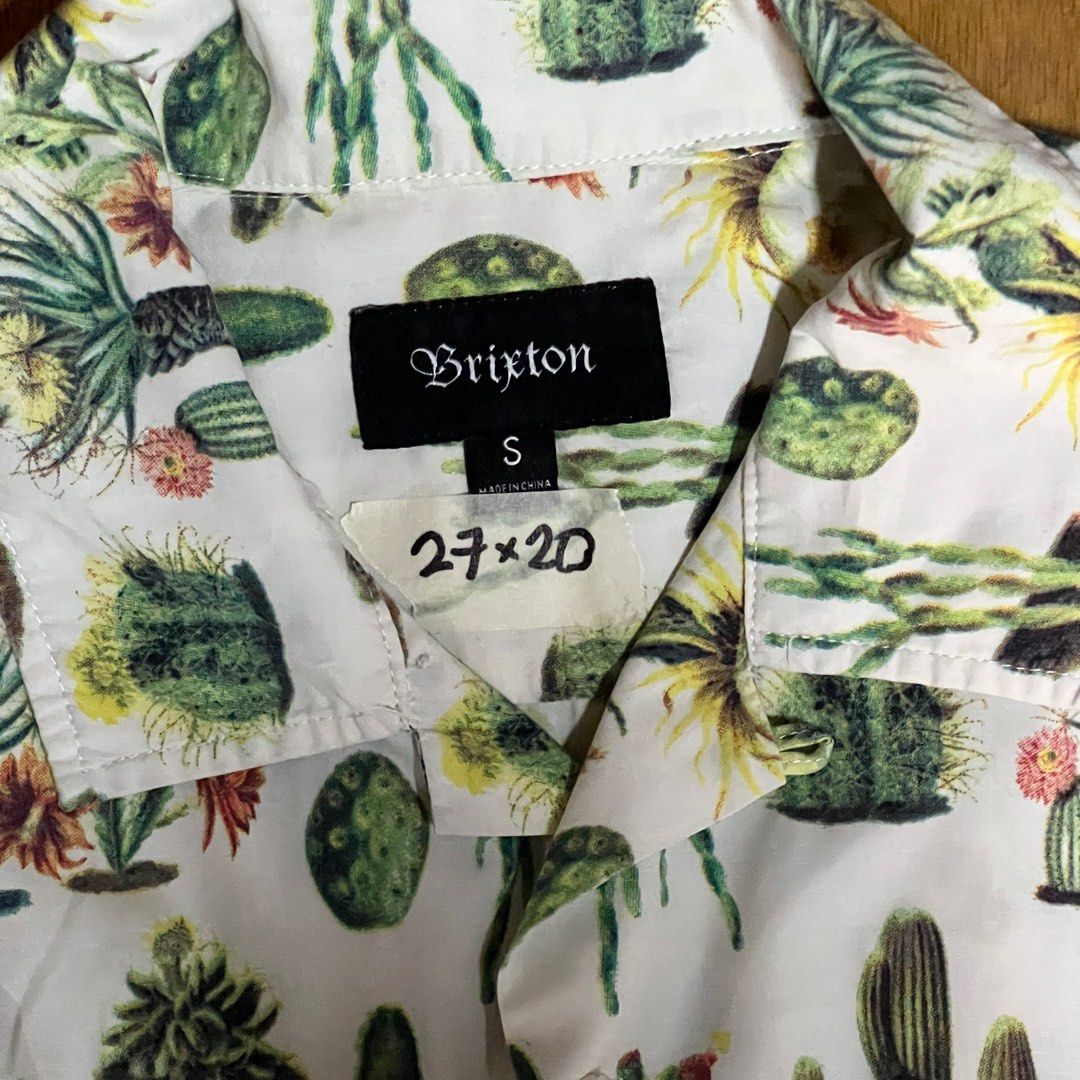 Brixton Cactus Print Shirt - Size S (Category: Tshirts & Polo Shirts ) located in Quezon City. Submitted by ulapaap (Listing ID 1402554011, Image 3). Description: - Brixton shirt - Size: Small - Design: Cactus print - Style: Short sleeves, button-down - Features: Collared neckline, single chest pocket.