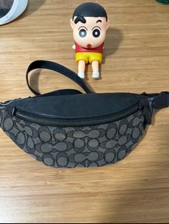 (Category: ) located in . Submitted by hazelgohh (Listing ID 1402567432, Image 1). Description: .
