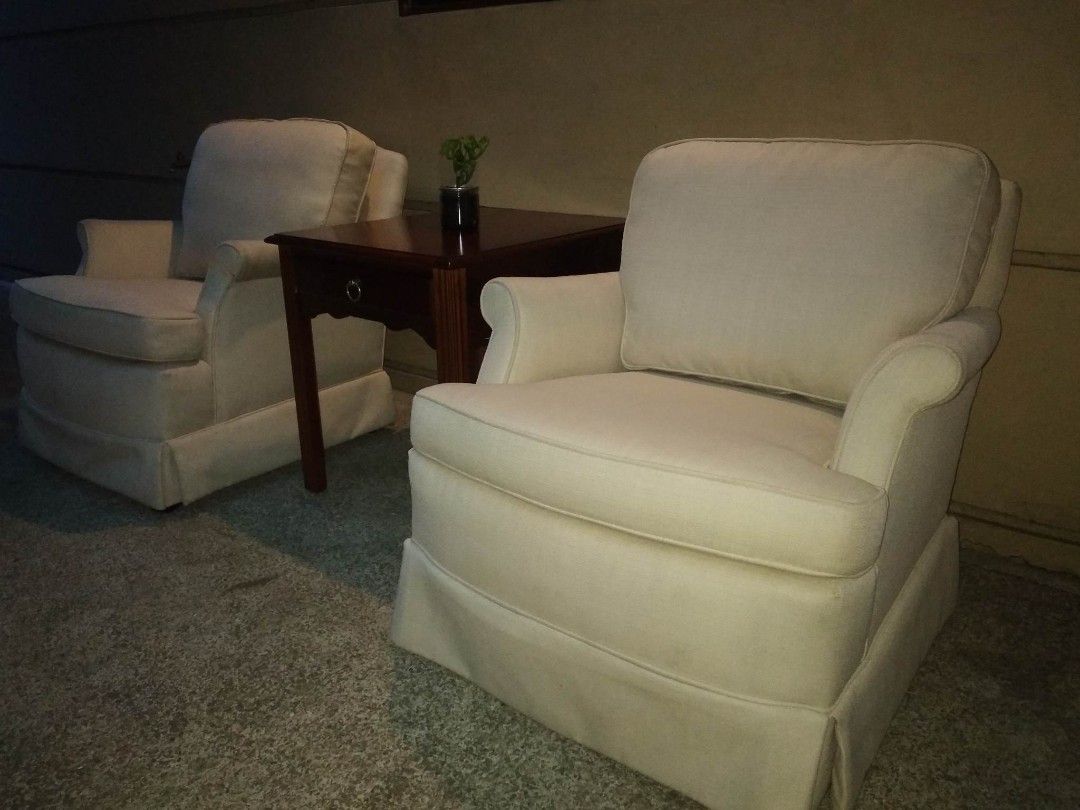 Drexel Heritage Super Comfy Single Sofa/Couch (Category: Sofas) located in Quezon City. Submitted by rhainesh (Listing ID 1402523206, Image 3). Description: Item: Single Sofa/Couch/ Armchair Brand: Drexel Heritage Made: USA Grade: Premium Quality/Brand Condition: preloved, super comfy, pull out from foreign guesthouse, like new note: price per piece side table not included Location: Sta. Maria Bulacan Delivery: w/ charge depends on location.