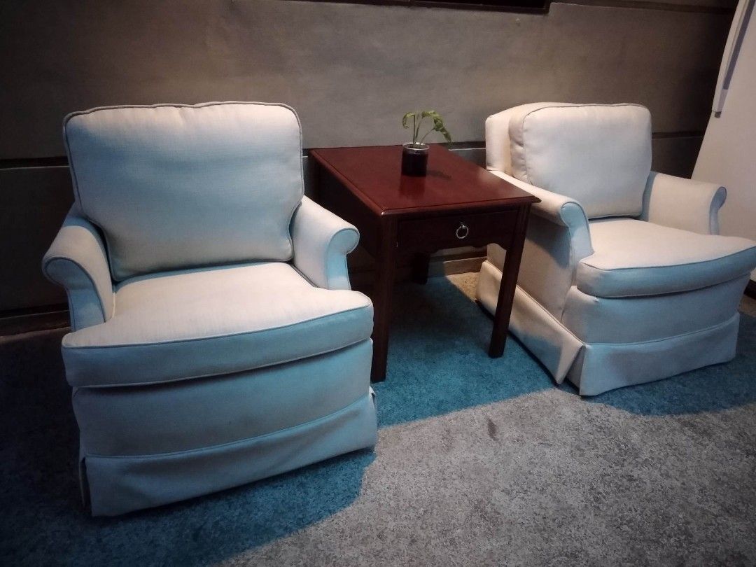 Drexel Heritage Super Comfy Single Sofa/Couch (Category: Sofas) located in Quezon City. Submitted by rhainesh (Listing ID 1402523206, Image 2). Description: Item: Single Sofa/Couch/ Armchair Brand: Drexel Heritage Made: USA Grade: Premium Quality/Brand Condition: preloved, super comfy, pull out from foreign guesthouse, like new note: price per piece side table not included Location: Sta. Maria Bulacan Delivery: w/ charge depends on location.