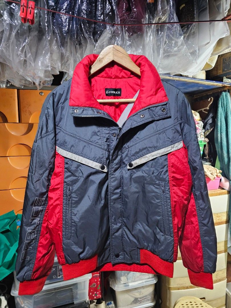 Fablice Japanese Ski Puffer Bomber Jacket (Category: Coats, Jackets and Outerwear) located in Las Pinas. Submitted by theloopcloset (Listing ID 1402540646, Image 3). Description: Fablice Japanese Ski Puffer Bomber Jacket Size: Medium to Large Dimensions: 24x25 200+sf.