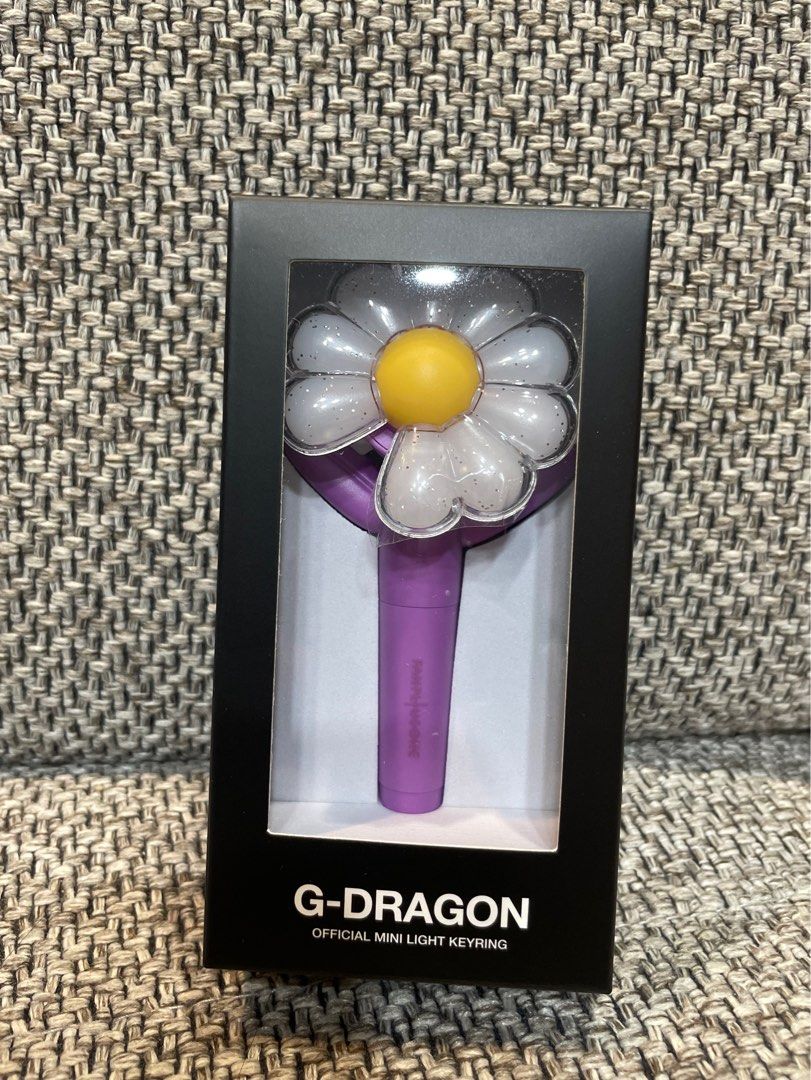 予約) G-dragon 公式 MINI ペンライトkeyring G-DRAGON 台北限定