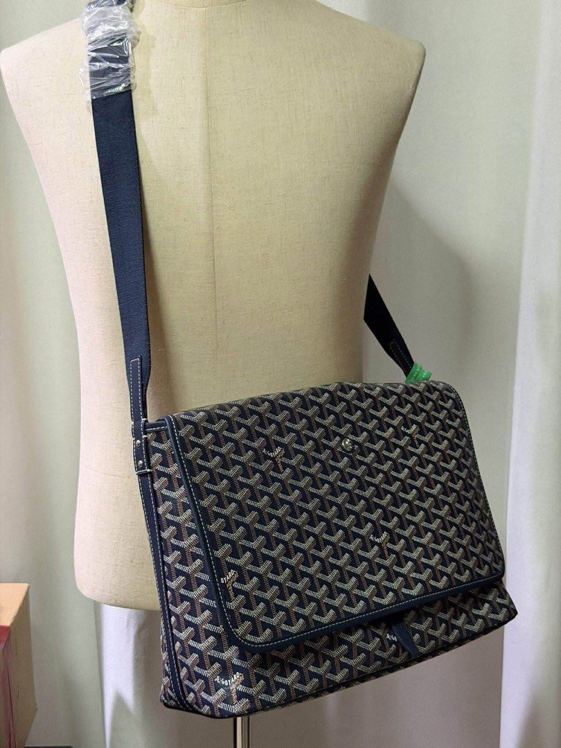 Goyard🇯🇵 Capetien bag (Category: Luxury Bags & Wallets) located in Manila. Submitted by trendyfindscitrine (Listing ID 1402486530, Image 2). Description: - Goyardine pattern messenger bag. - Flap closure. - Adjustable shoulder strap. - Available colors: Brown, Blue, Grey, Green. - Perfect for everyday use..