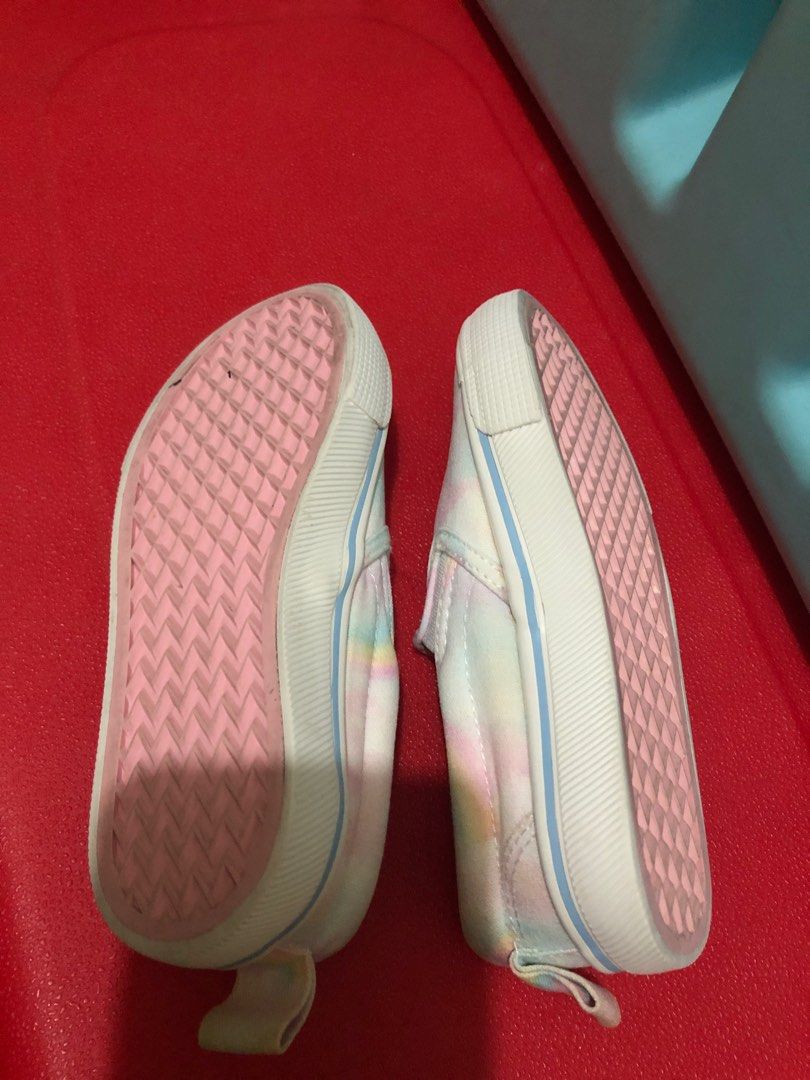 H&M shoes (Category: Babies & Kids Fashion) located in Bacoor. Submitted by declutteredbygem (Listing ID 1402577085, Image 3). Description: .