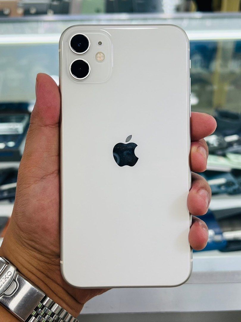 Iphone 11 256gb FU NTC No issue All working Makinis (Category: iPhone 11 Series) located in San Juan City. Submitted by javedsgadgetshop (Listing ID 1402487476, Image 1). Description: INSTALLMENT OPTIONS : SPAY LATER / GGIVES / CREDIT CARD! WE BUY AND SELL SO PWEDE MAGBINTA OR SWAP ! Quick Specs : 43,500 💵 Iphone 11 •256gb •NTC Variant •100% batt health •Factory Unlock •95% Smoothness •No hidden issue | No Repaired •100% Authentic | Not Refurbis