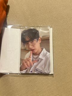 (Category: ) located in . Submitted by strwbryjisoo (Listing ID 1402599869, Image 1). Description: .