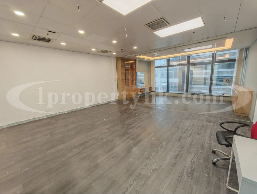 (分類:)位於 。 由 jasonng_office.leasing 提交(商品編號 1402599741,圖片 1)。簡介: 。
