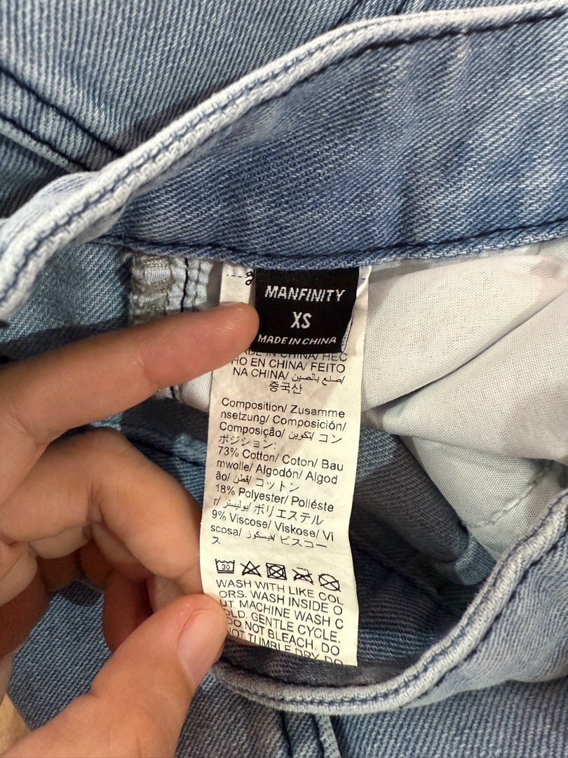 Manfinity denim rugged jeans, pants, trousers (Category: Jeans) located in Subic. Submitted by tinstash (Listing ID 1402570820, Image 3). Description: Preloved jeans Soft denim Size XS.